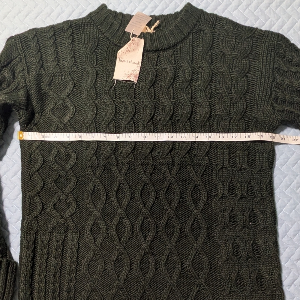 Dark Green Cable Knit Sweater - Picture 5 of 6